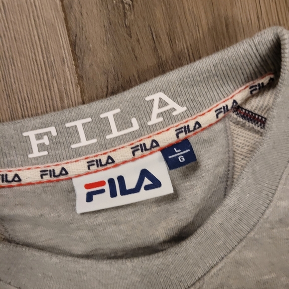 Men's Fila Sweatshirt Crew Neck - Picture 2 of 2